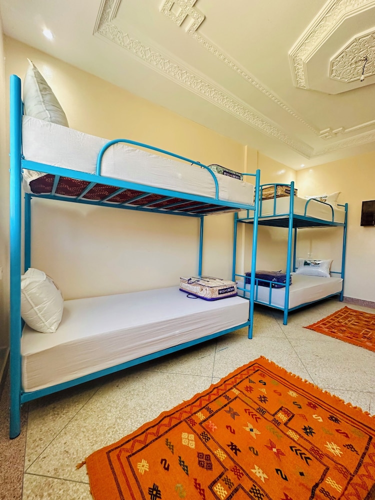 Economy Shared Dormitory, Mountain View photo 2