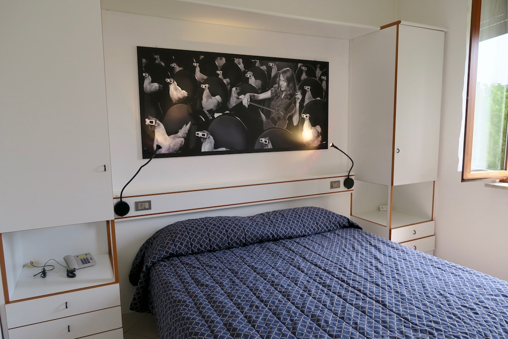 Double Room Single Use photo 3