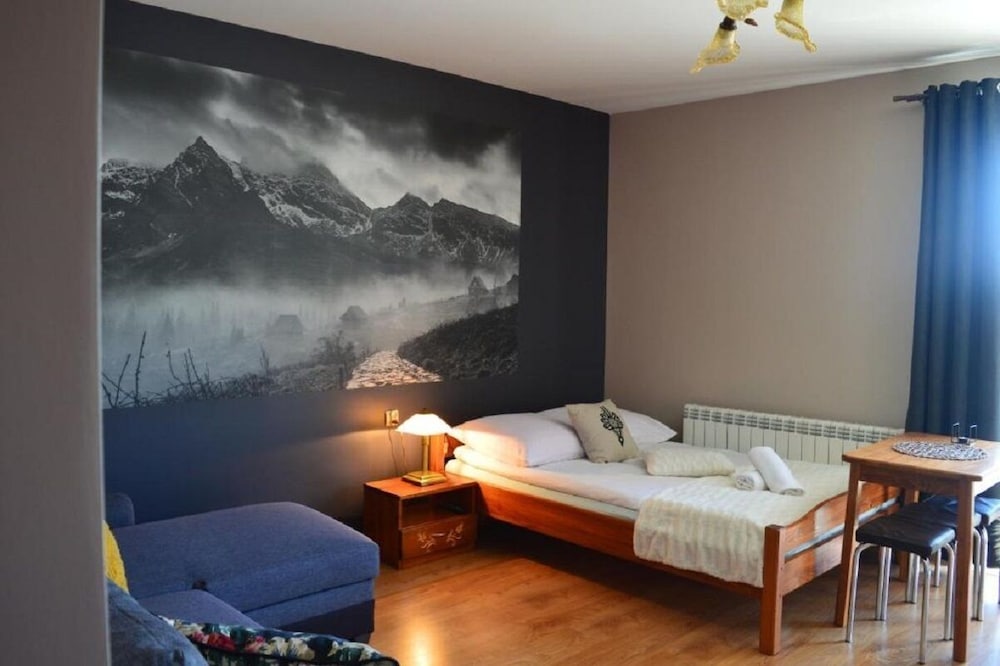 Quadruple Room, Balcony, Mountain View photo 3