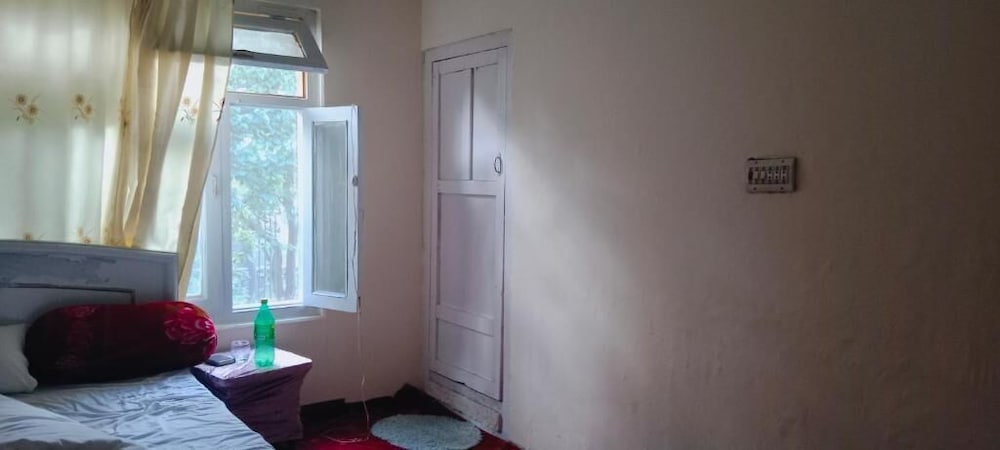 Deluxe Double or Twin Room photo 3