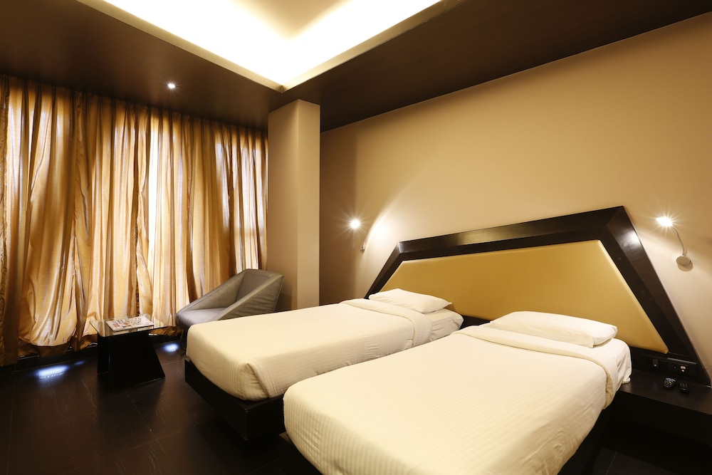 Super Deluxe Room - Photo 10