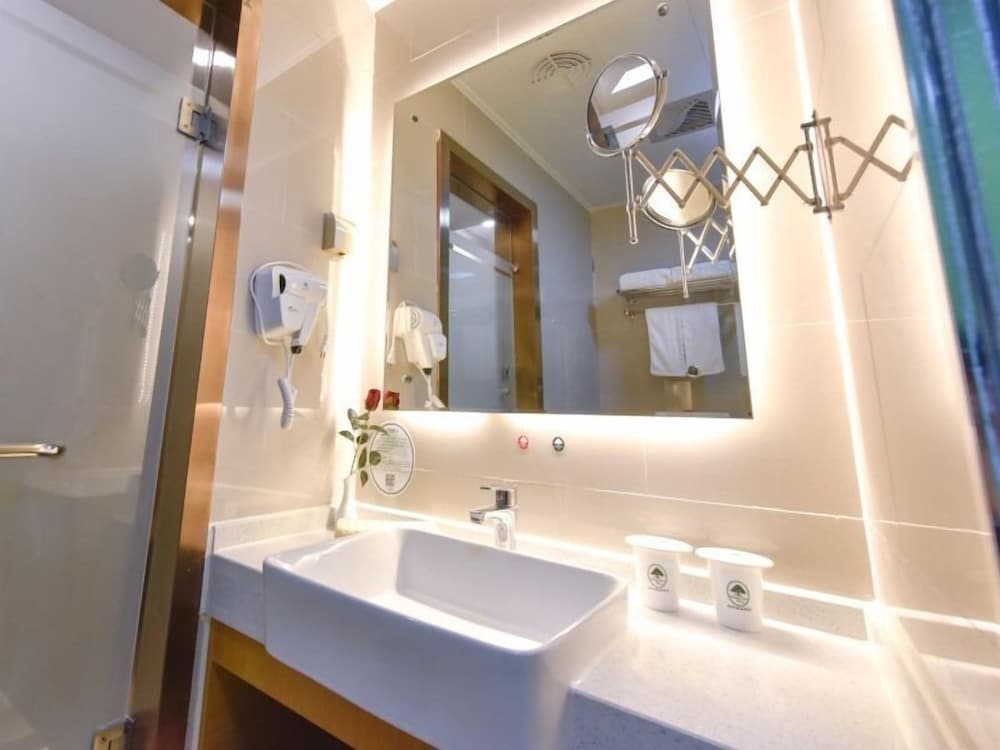 Double Room - Photo 5