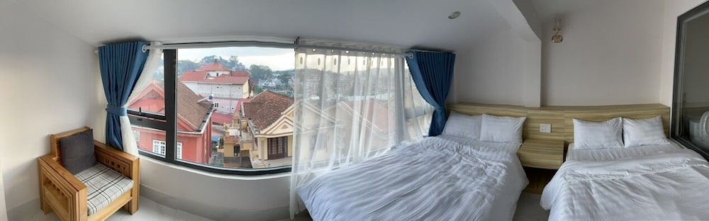 Deluxe Quadruple Room photo 3