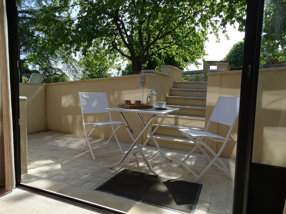 Apartment, 2 Bedrooms (La Bourguignonne) photo 3