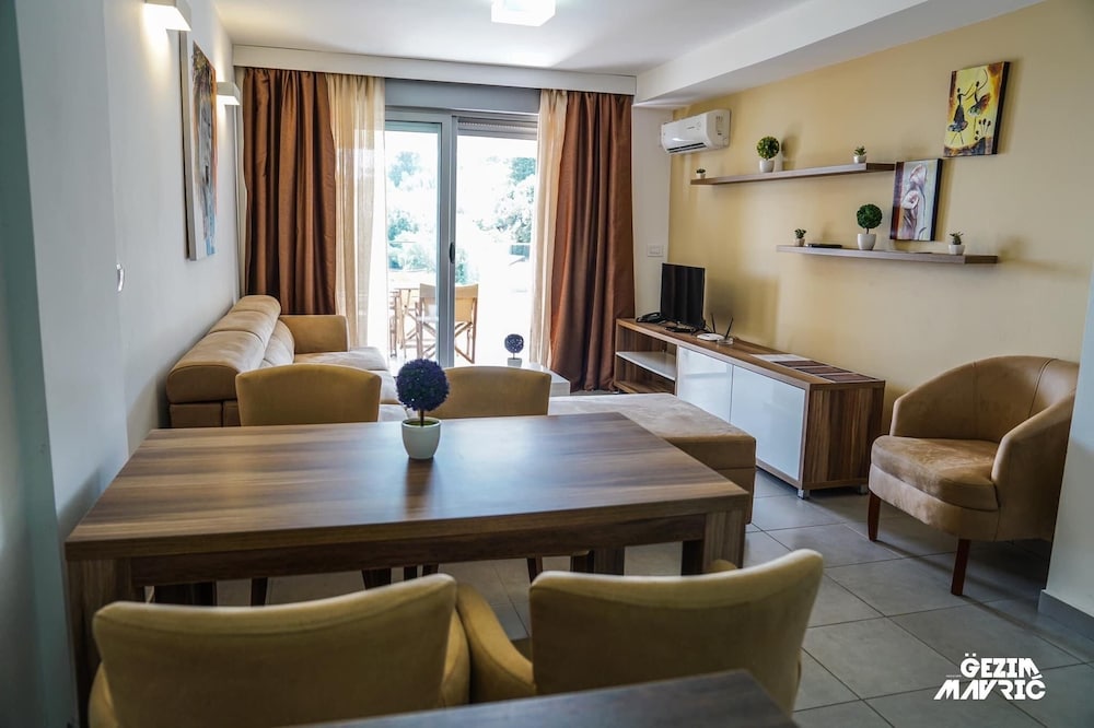 Comfort Suite, 1 Bedroom, Balcony