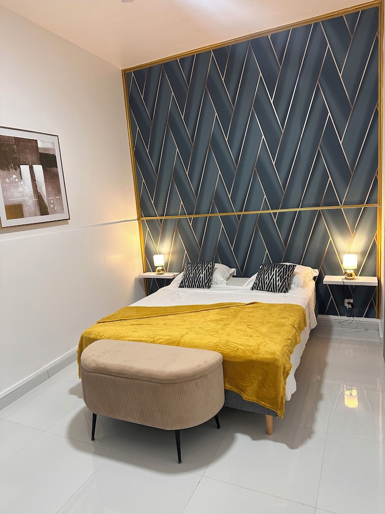Premium Apartment