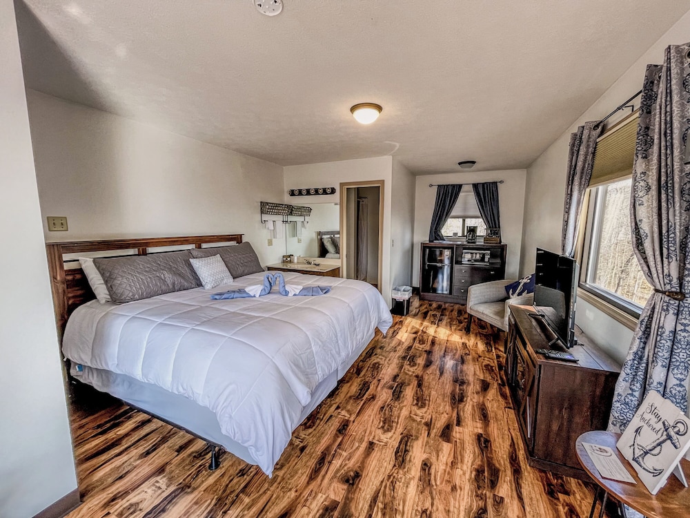 Premium Room, Pool View