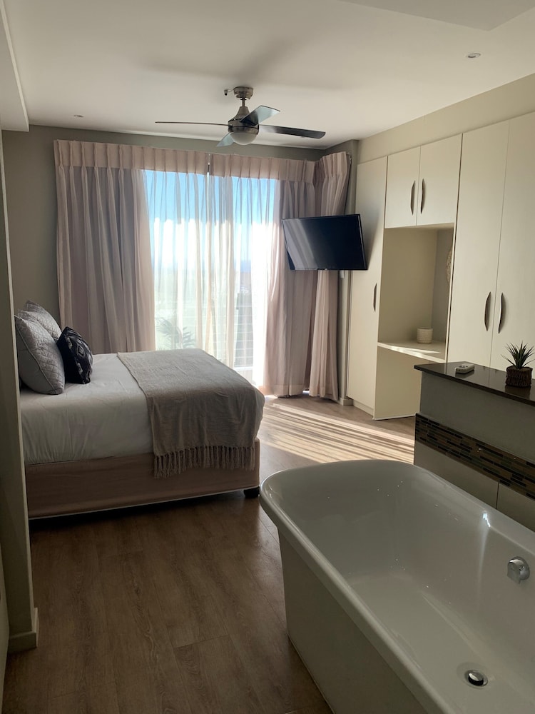 Executive Apartment, 2 Bedrooms photo 2
