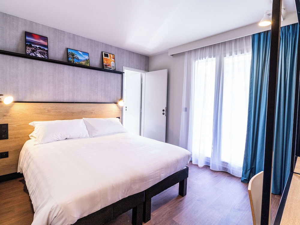 Standard Room, 1 Double Bed - Photo 10