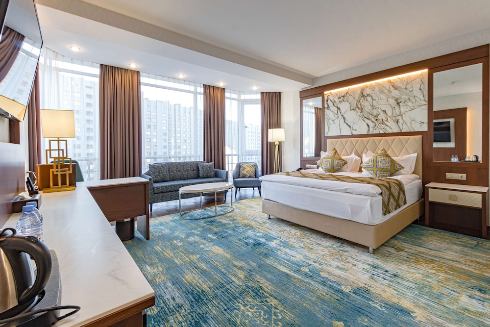 Premium Room, 1 King Bed, Non Smoking