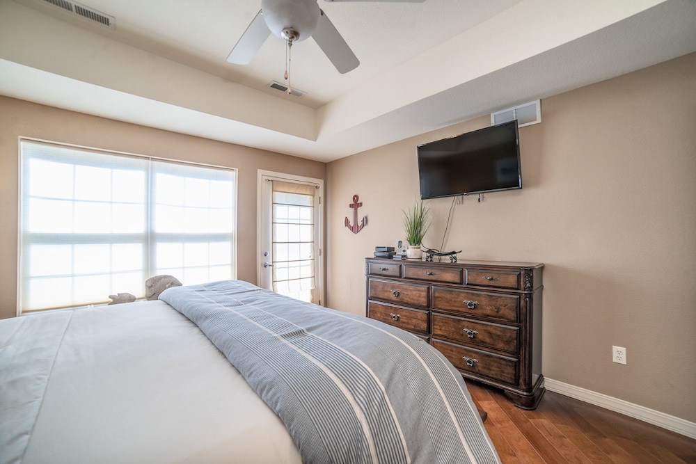 Exclusive Townhome, 3 Bedrooms, Jetted Tub, Resort View photo 3
