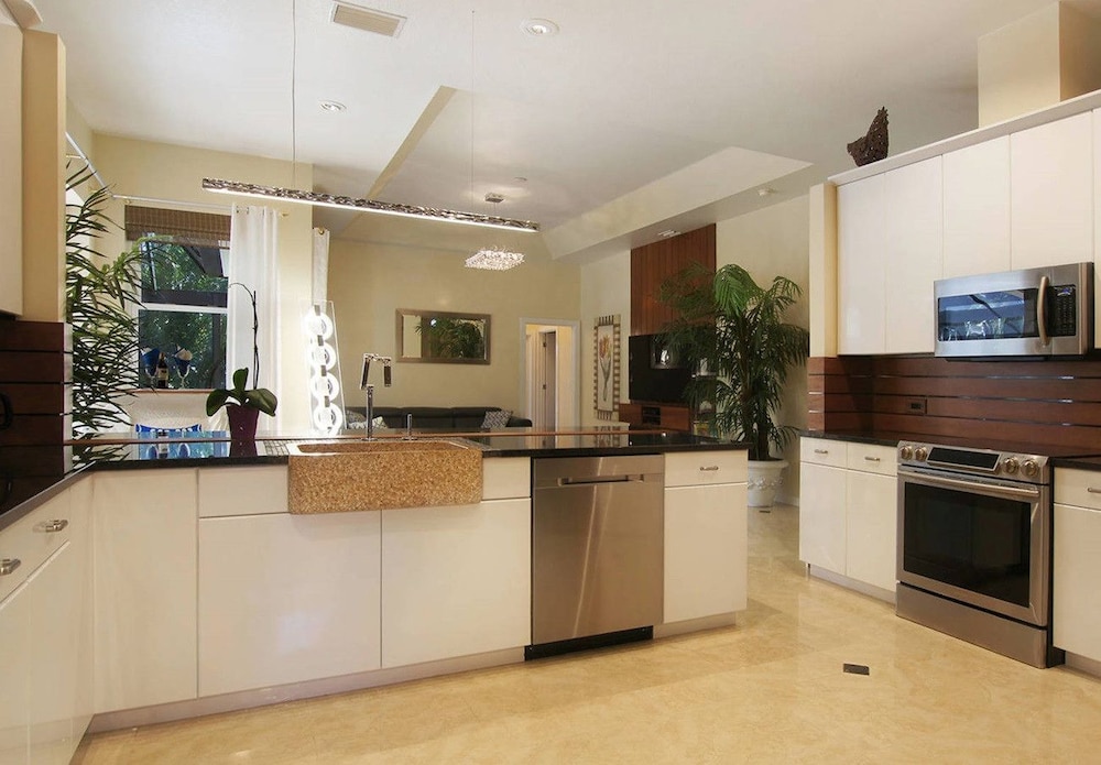 House, 4 Bedrooms, Private Pool photo 3