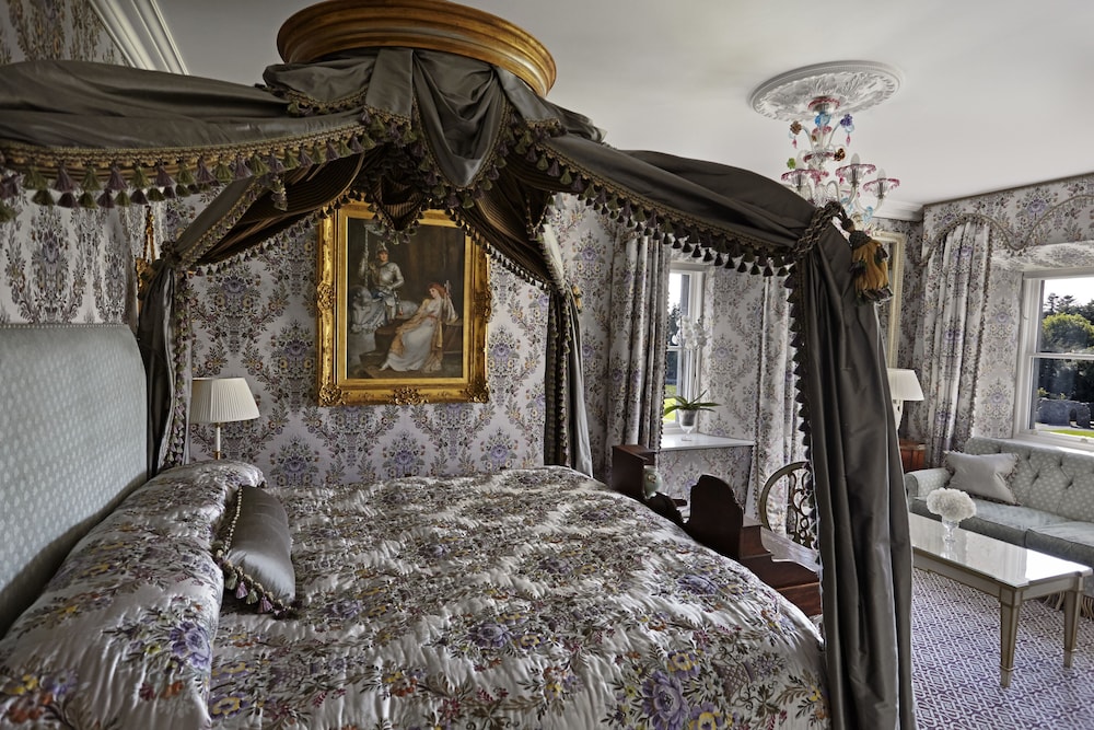 Deluxe Room, Lake View