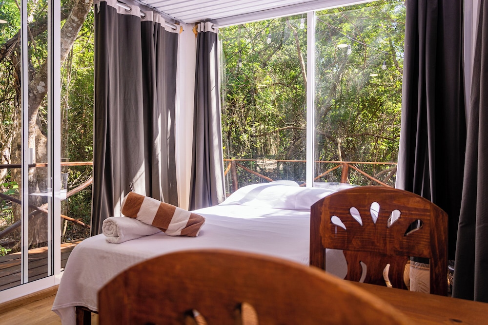 Romantic Double Room Single Use, Non Smoking, Garden View