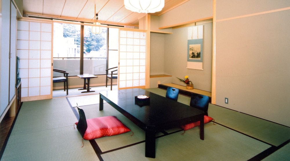Japanese Style Room for 5 Guests, Non Smoking (Room Only)