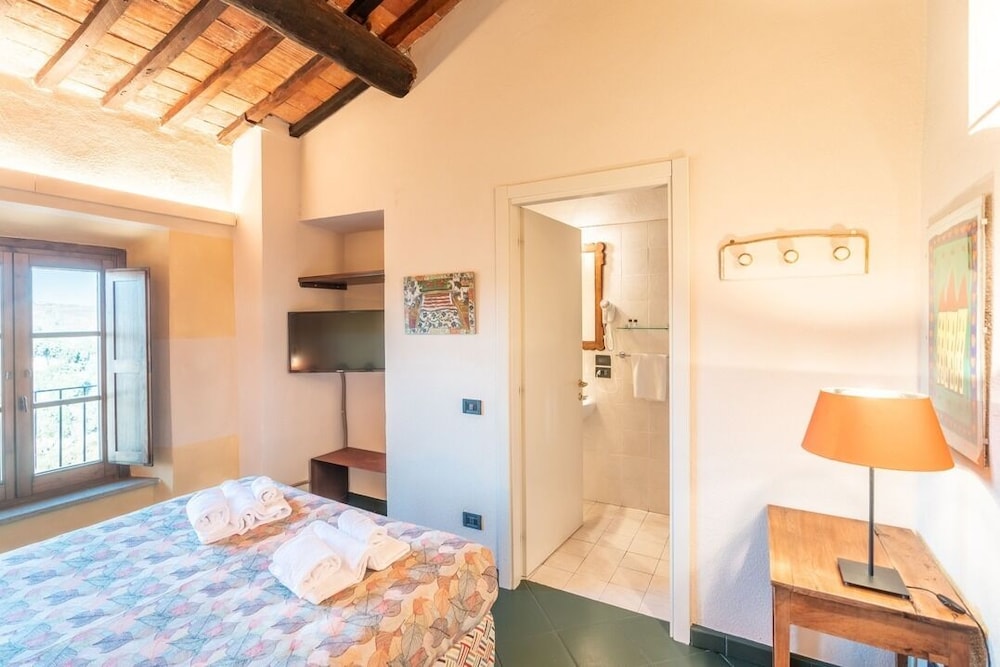 Superior Double or Twin Room - Photo 3