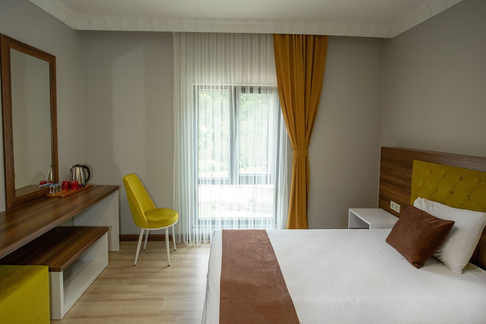 Standard Double Room - Photo 1