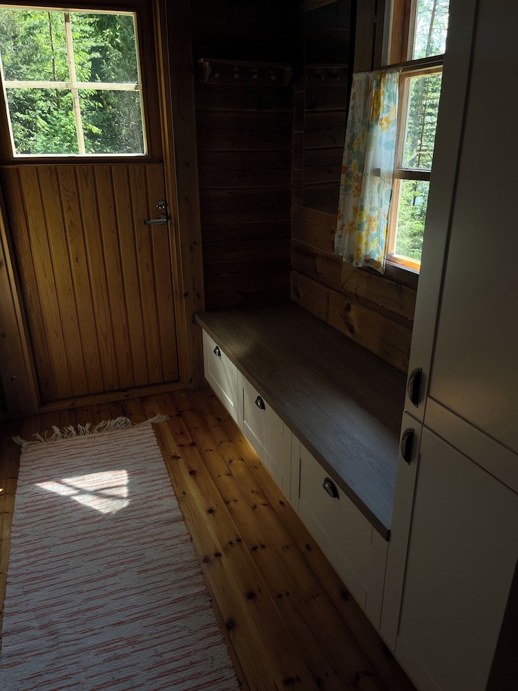 Standard Cottage, 4 Bedrooms, Lake View, Lakeside photo 1
