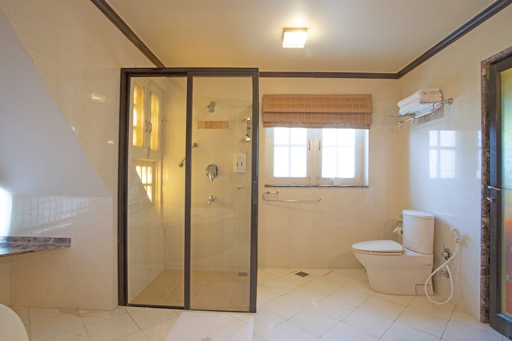 Deluxe Double Room, 1 Double Bed, Garden View photo 2