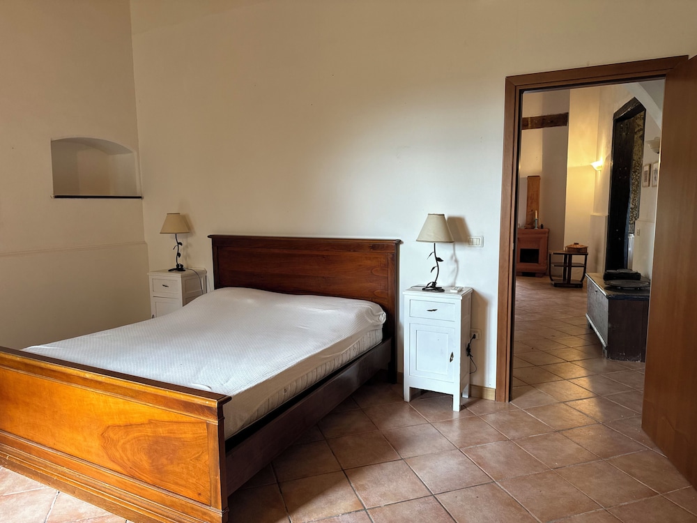 Deluxe Apartment, Garden View