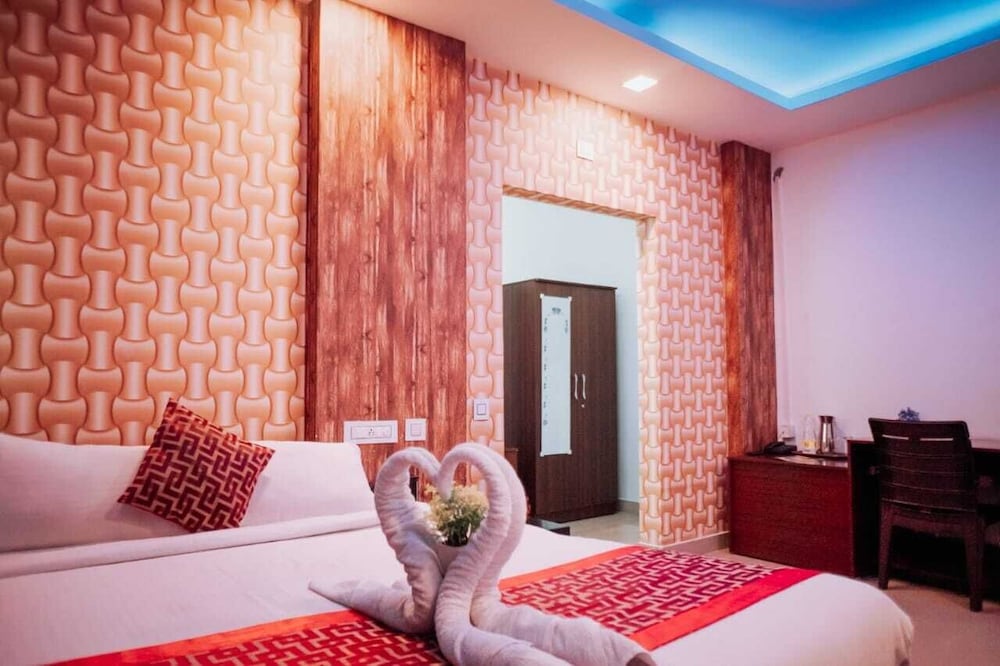 Executive Suite, Balcony, City View