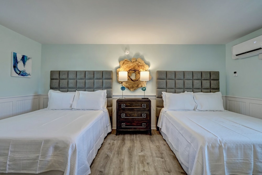 Standard Room, 2 Queen Beds, Refrigerator & Microwave photo 1