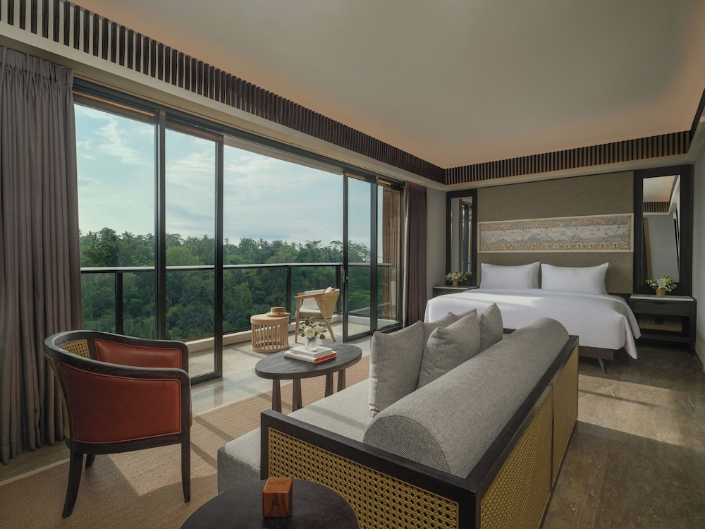 Tropical Retreat, Balcony And Forest View - 1 King Bed