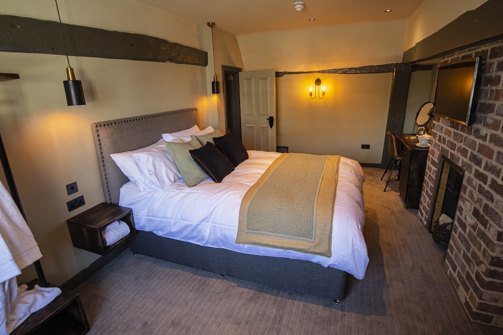 Superior Double Room, Ensuite (Room 4) - Photo 3