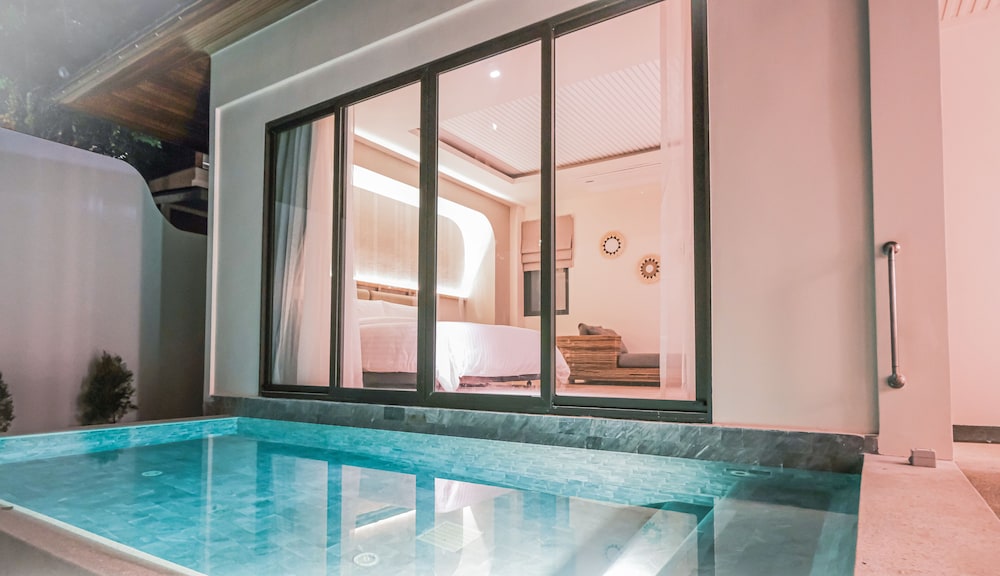 Premier Pool Villa (Roundtrip airport transfer) - Photo 8
