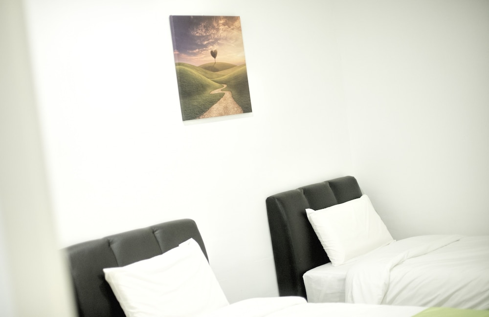 Suite, 5 Bedrooms (Evergreen Theme) photo 3