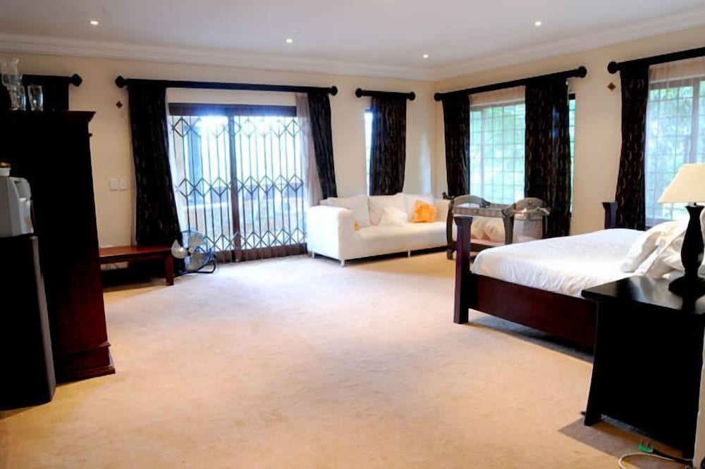 Luxury Apartment photo 1