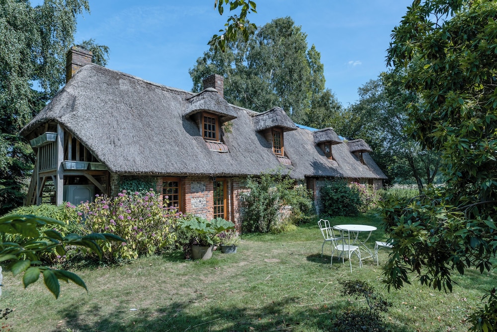 Traditional House photo 1