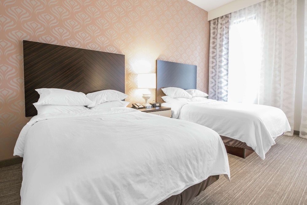 Suite, 2 Queen Beds, Accessible, Non Smoking photo 3