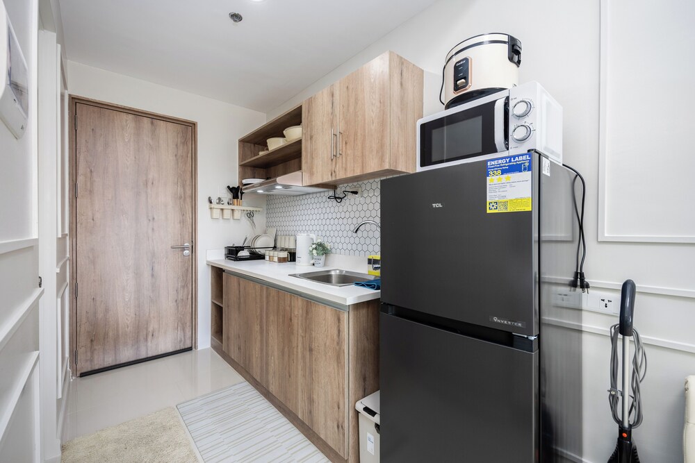 Condo, 1 Bedroom, Accessible, Balcony