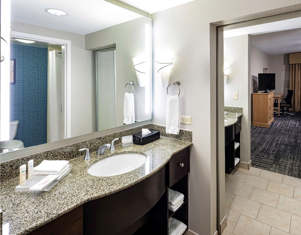 Suite, 2 Queen Beds, Accessible (Hearing) - Photo 6