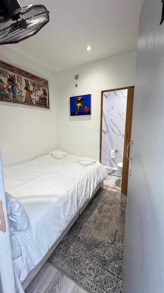 Economy Double Room photo 2