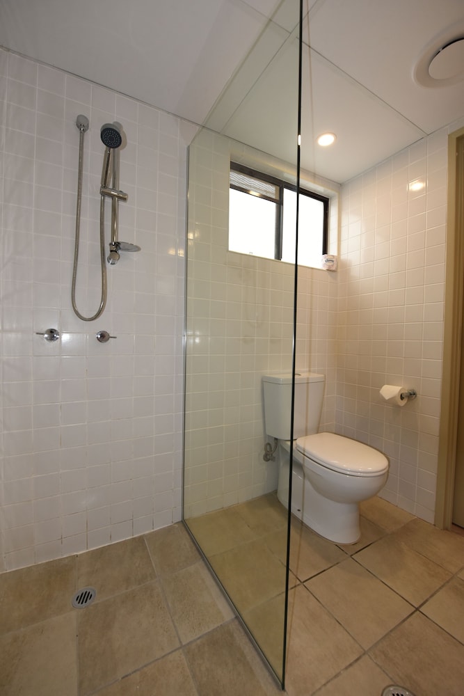 Family Room, Multiple Beds - Photo 4