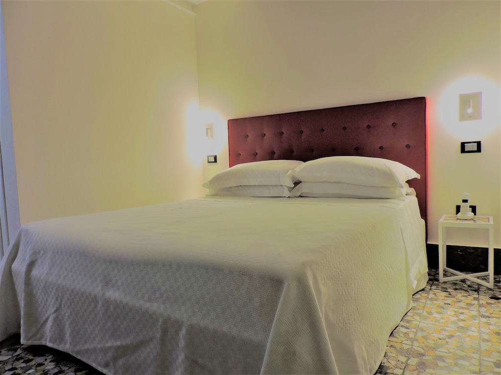 Deluxe Room, Patio photo 1