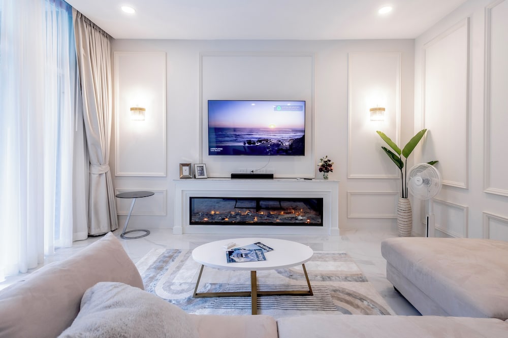 Executive Apartment, 2 Bedrooms, Private Pool