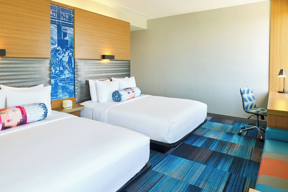 Room, 2 Queen Beds (Mobility/Hearing Access, Roll-In Shwr) - Photo 1