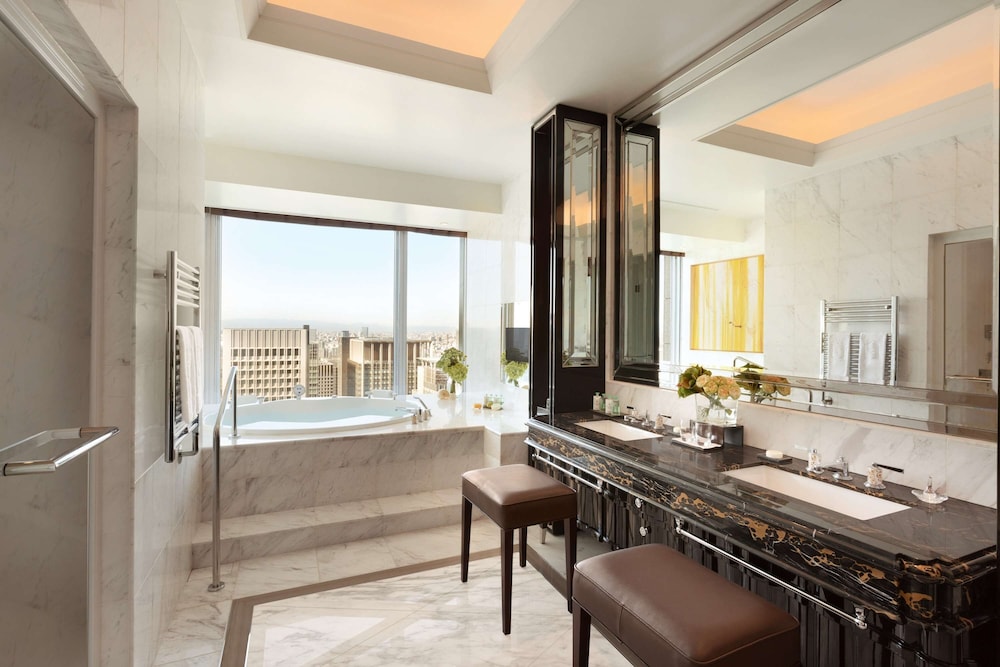 Presidential Suite Presidential Suite
