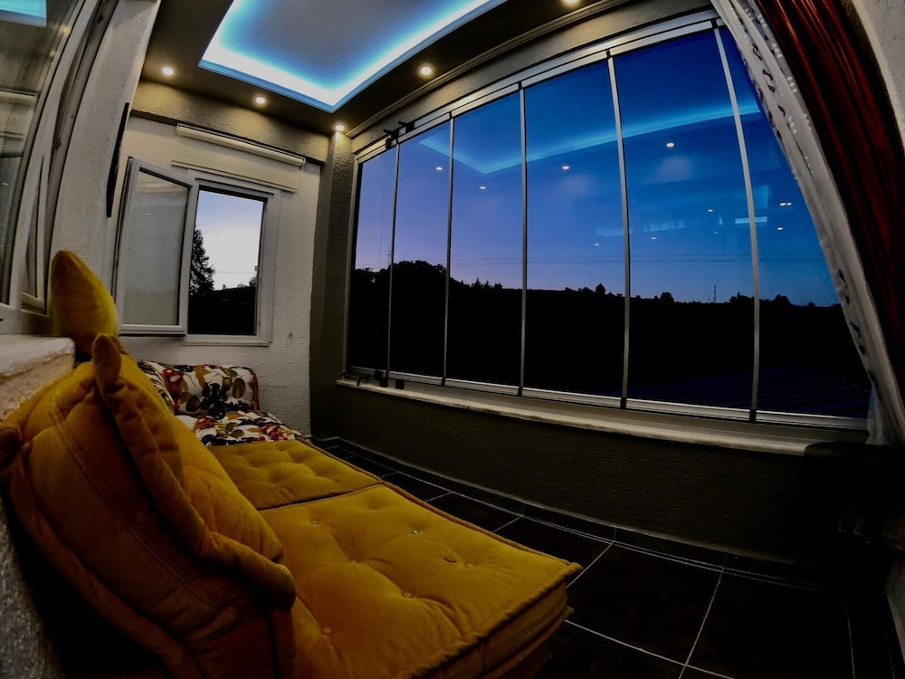 Standard Double Room, Balcony - Photo 2
