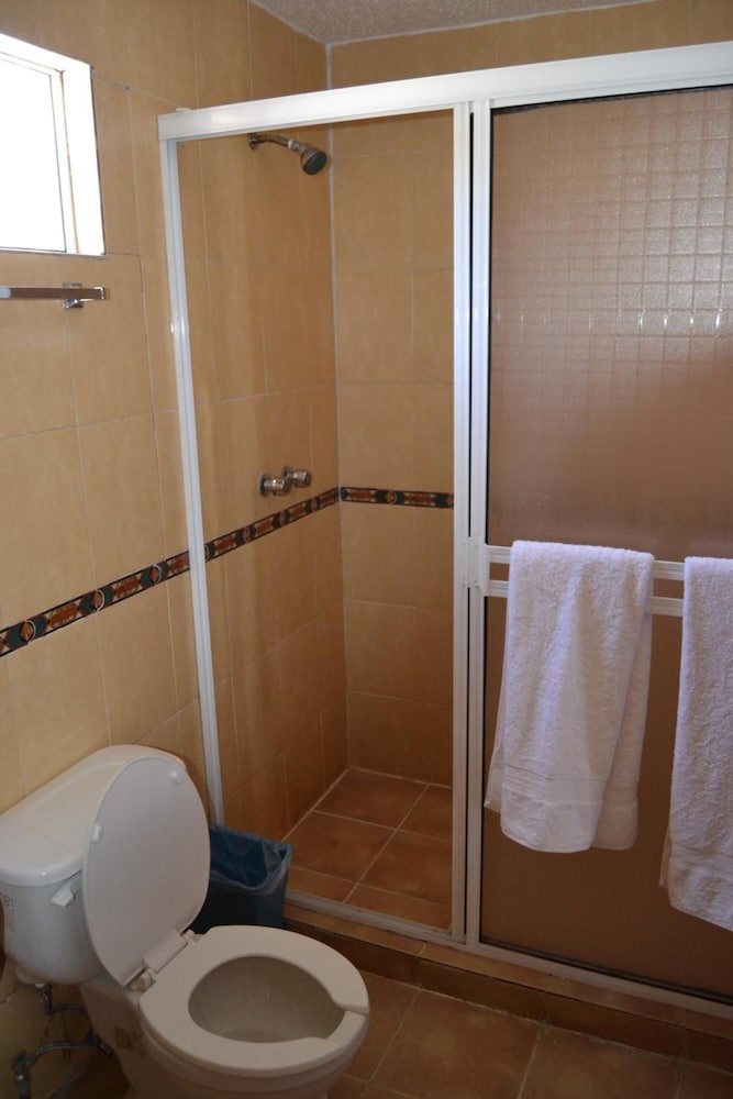 Standard Double Room, 2 Double Beds photo 2