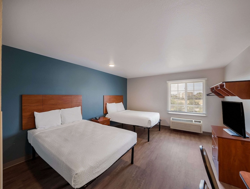 Room, 2 Queen Beds, Non Smoking photo 3