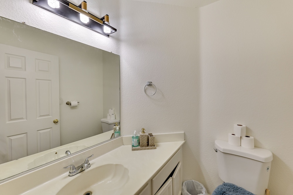 House (4 Bedrooms) photo 2