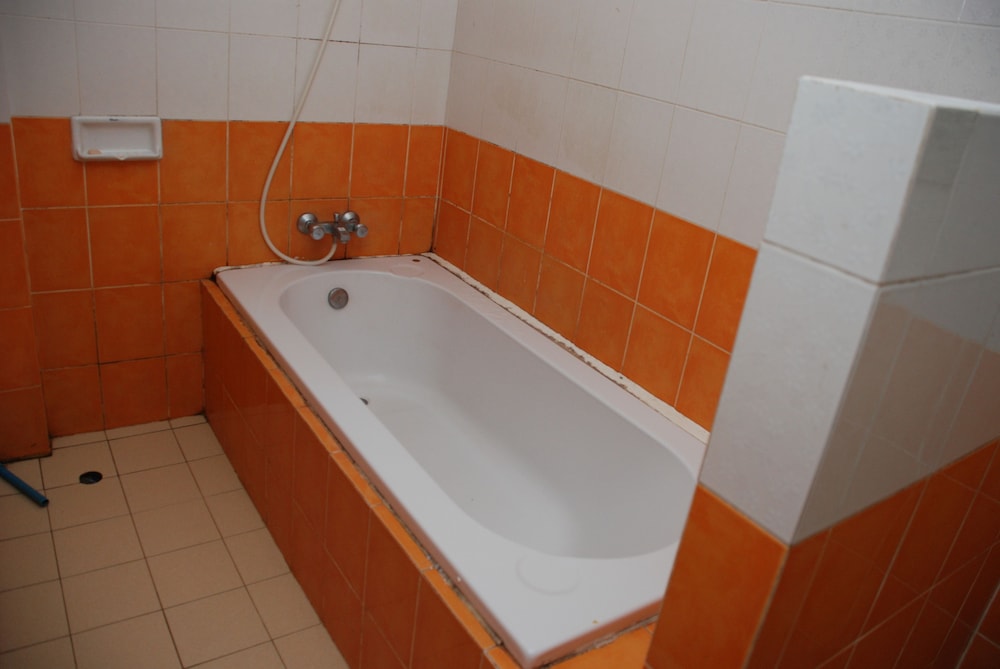 Double Room with Bathtub (Second Floor) photo 2