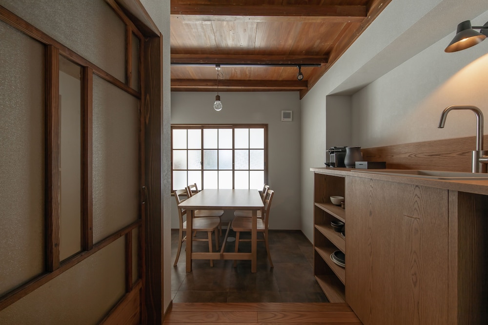 Traditional Quadruple Room, Non Smoking, Sauna - Photo 5