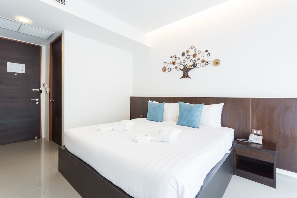 Deluxe Double Room - Photo 2