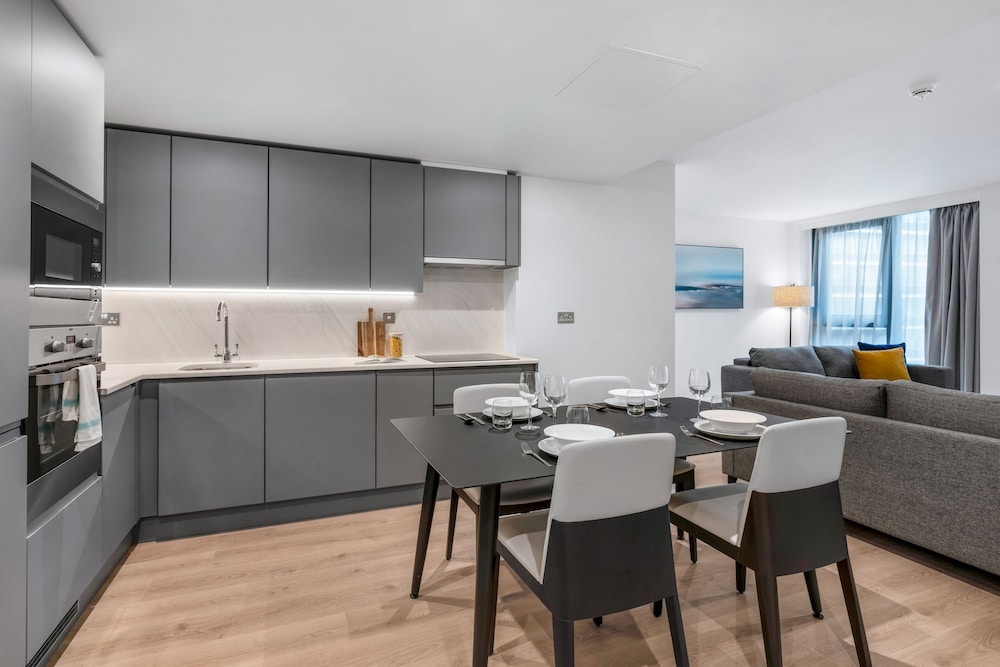 One Bedroom Family Apartment - Photo 8