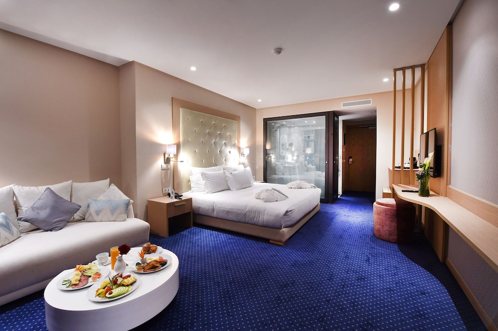 Superior Double or Twin Room photo 2